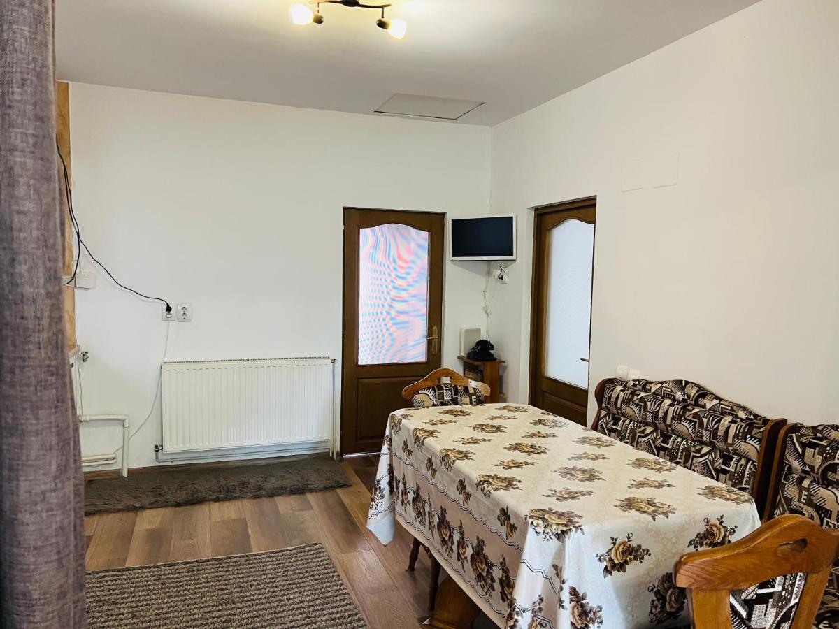 Casa Bunicii Case de vacanță
